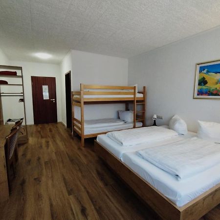 Hotel Sonnenkeller Neu-Ulm Εξωτερικό φωτογραφία