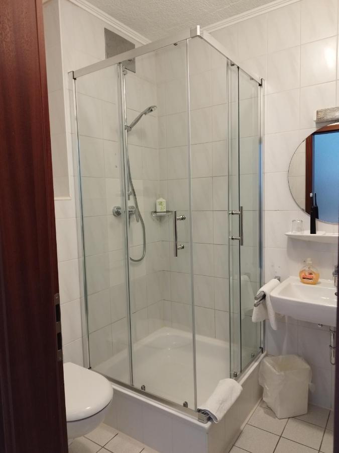 Hotel Sonnenkeller Neu-Ulm Εξωτερικό φωτογραφία