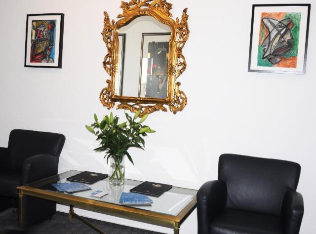 Hotel Sonnenkeller Neu-Ulm Εξωτερικό φωτογραφία
