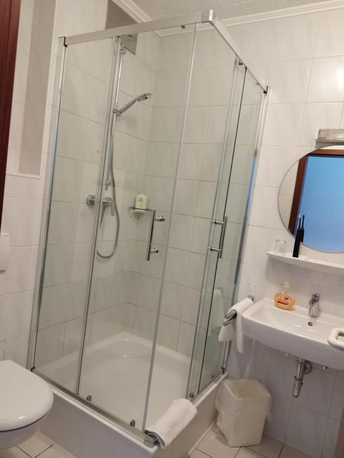 Hotel Sonnenkeller Neu-Ulm Εξωτερικό φωτογραφία